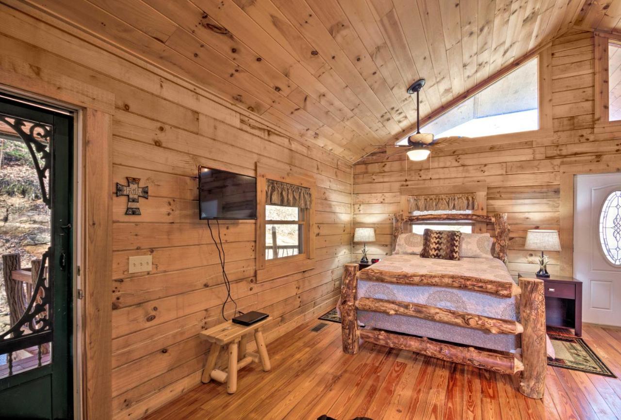 Bryson City Cabin With Wraparound Deck And Hot Tub Exterior photo